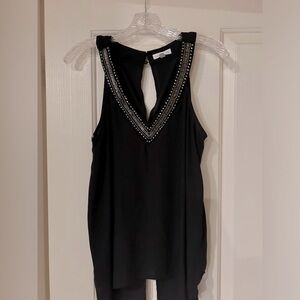 Sleeveless blouse